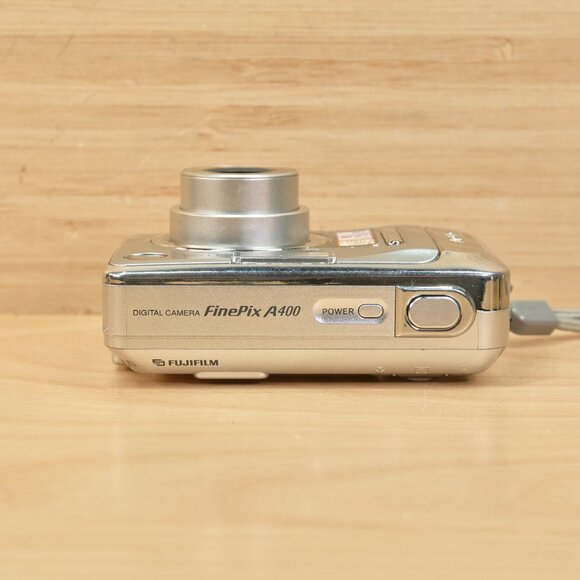 Fujifilm FinePix A400 4.1 MP Digital Camera – Tested & Working (Silver) - Picture 7 of 10